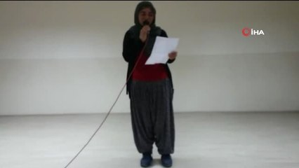 Tuncelili 2 Çocuk Annesi Kadın, Şehit Öğretmen Necmettin Yılmaz'a Şiir Yazdı