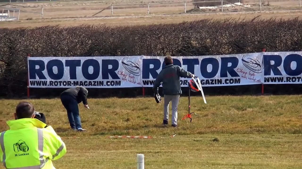 RC CRASH COMPILATION _ MY BEST RC CRASHES AND MOMENTS OF THE YEAR 2015 PRESENTED BY RC MEDIA WORLD ( 720 X 1280 )