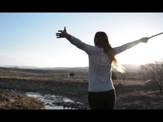 Levante-se! Tu és o Deus que me vê. // Bispa Cléo Motivacional