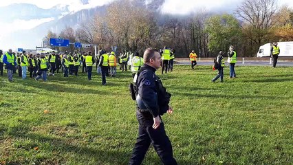 VOREPPE | Les Gilets jaunes ont envahi le péage