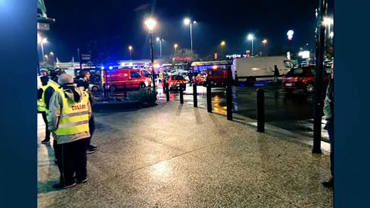 France Un Gilet Jaune Explosif Près Dangers