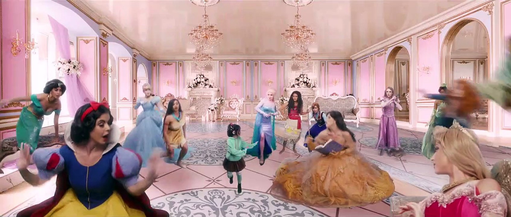YFC funny videos - Fancam REAL LIFE Vanellope X Princess Trailer Wreck It Ralph 2 - Jbunzie