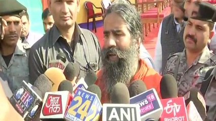 Ayodhya Ram Mandir : Baba Ramdev का बयान, कहा कानून लाओ, वरना खुद बना लेंगे मंदिर | वनइंडिया हिन्दी