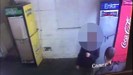 Antalya 'Askerim' Diyerek Liselilerin Telefonunu Böyle Çalıyordu