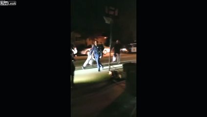Match de basket en pleine rue avec la police !