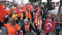 Mersin'de 'Kadına yönelik şiddete hayır' yürüyüşü