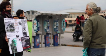 Hayvanlar İçin Ağızlarını Bağlayıp Sessizlik Çemberi Oluşturdular