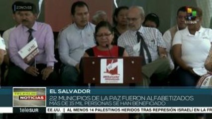 El Salvador: declaran departamento de La Paz libre de analfabetismo