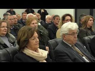Profesori Emin Riza promovon monografinë ''Arkitektura popullore e Gjakovës'' - Lajme