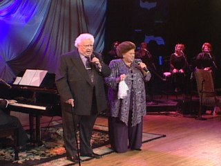 Bill & Gloria Gaither - Won't It Be Wonderful There