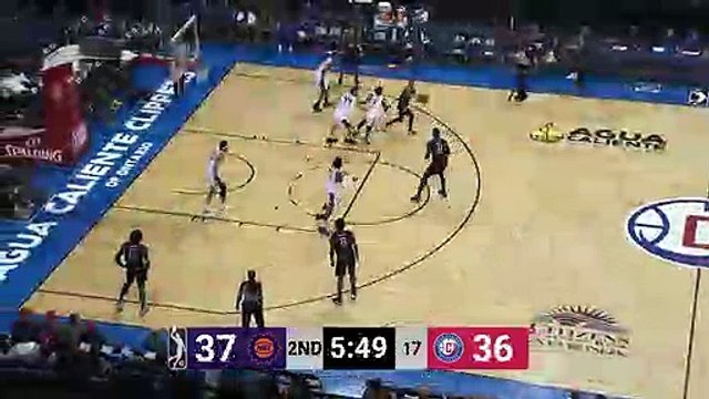 Two-Way Player Angel Delgado Tallies 14 PTS, 22 REB, 4 AST & 3 BLK In Agua Caliente Clippers Win