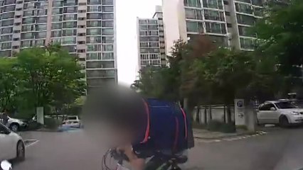 교통사고 6건 중 1건 '도로 외' 구역서 발생 / YTN