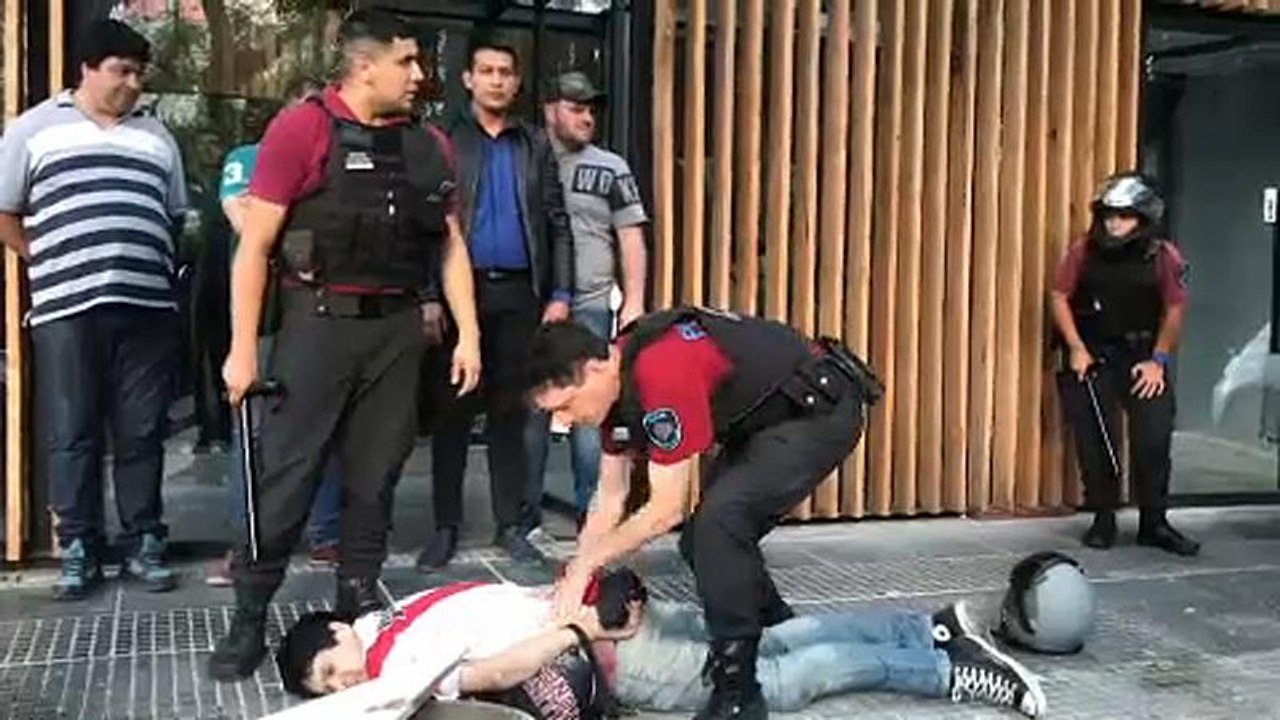 Hooligans verletzen Boca Juniors-Spieler