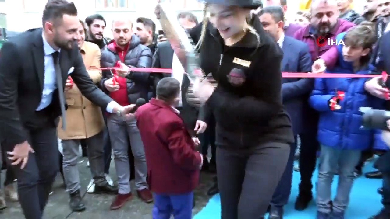Köksal Baba Kafe Açtı