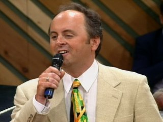 Bill & Gloria Gaither - I Kept On Praying