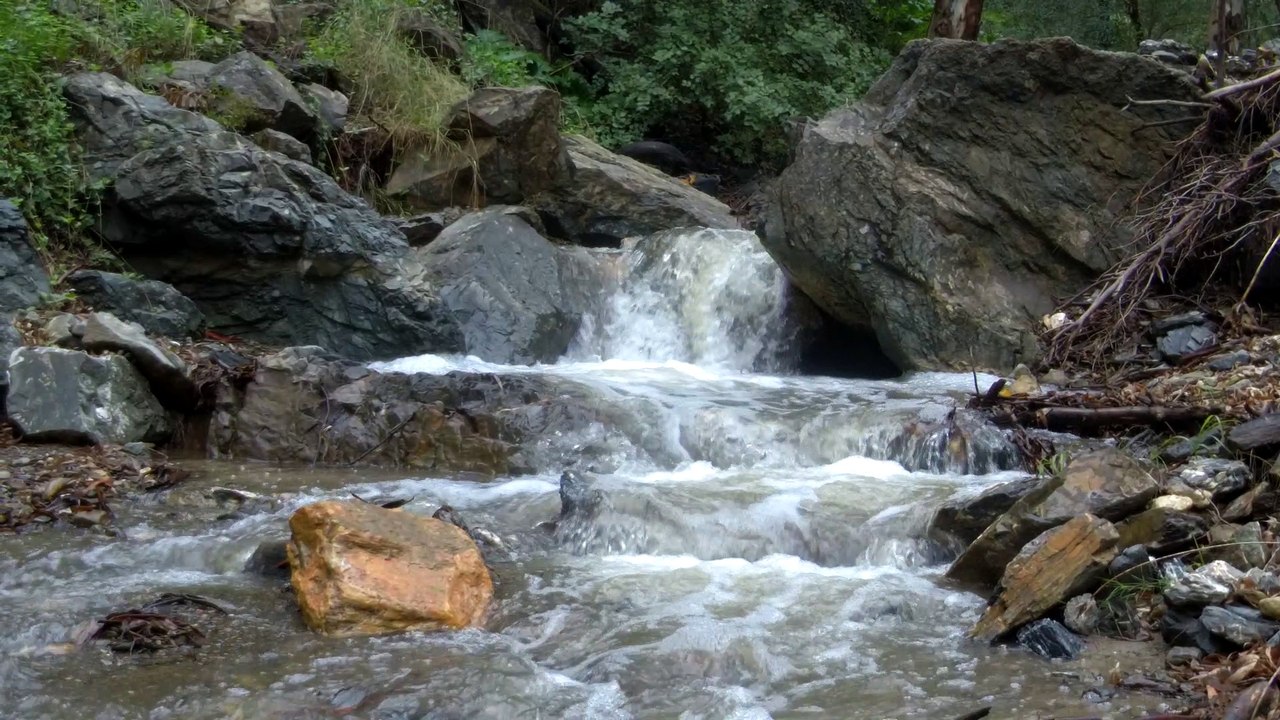 Cascada de Picapedreros (Tráiler a cámara lenta)