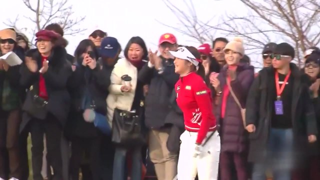 LPGA 팀, KLPGA 팀 꺾고 챔피언스트로피 우승 / YTN