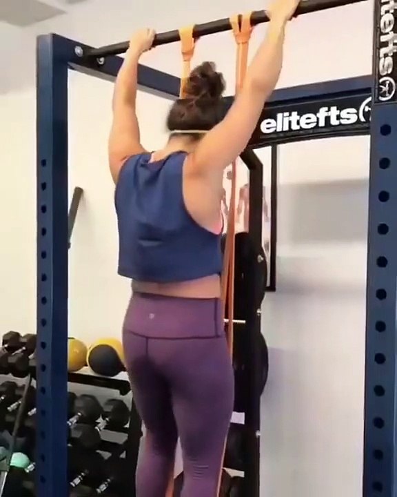 La résistance de cet élastique doit etre tendue et ca fait mal