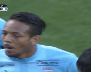 لقطة: الدوري الياباني: يا للهول!! مشاحنة هائلة طبعت نهاية مباراة فيسيل كوبي وشيميزو بولس