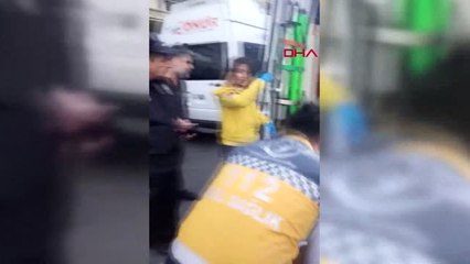 Bakırköy'de Otomobil Aparmanın Bahçesine Uçtu 2