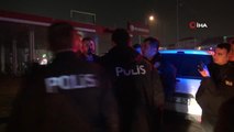 Kaza Yapan Alkollü Sürücü ve Arkadaşı Polislere Zor Anlar Yaşattı