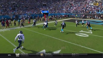 McCaffrey saves fumble with incredible one-handed grab