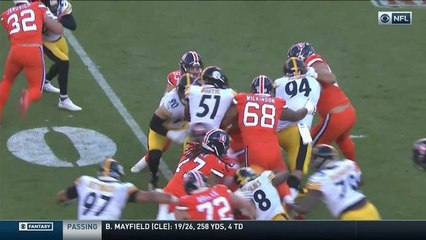 Phillip Lindsay bursts off the edge for 32 yards