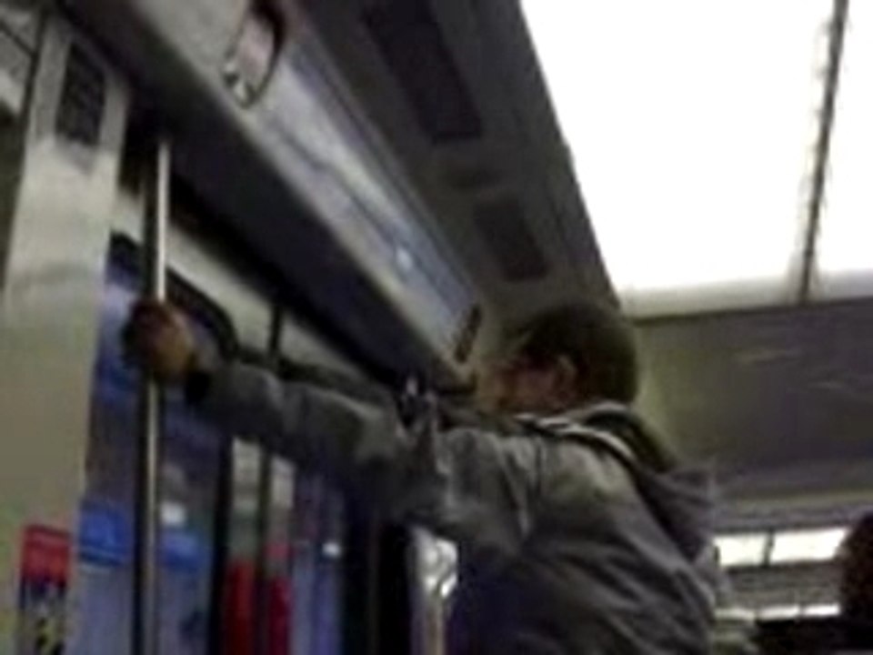 RER B show 2