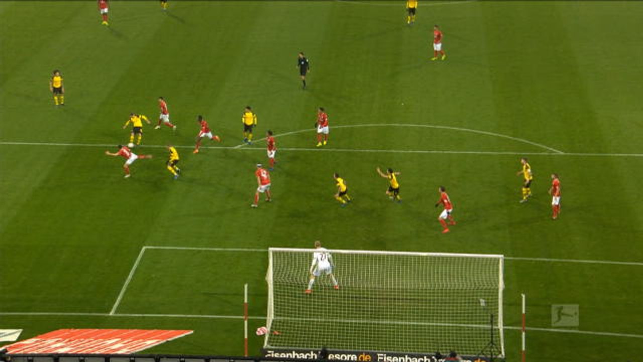 12e j. - Le magnifique enroulé de Piszczek offre la victoire au Borussia