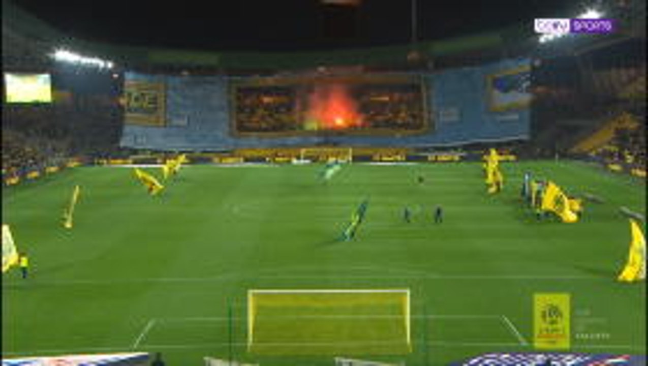 Nantes fans give Angers fiery welcome