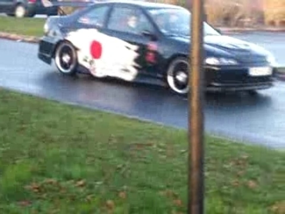 tuning magnifique civic du japon sur rennes