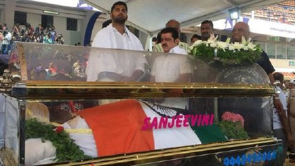 Ambareesh : ಕಂಠೀವರ ಸ್ಟುಡಿಯೋದಲ್ಲಿ ಅಂಬರೀಶ್‌ ಅಂತ್ಯಕ್ರಿಯೆಗೆ ತಕರಾರು