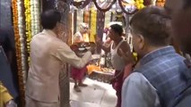 MP Election 2018: CM Shivraj Chouhan performs puja at Mahakaleshwar Temple | OneIndia News