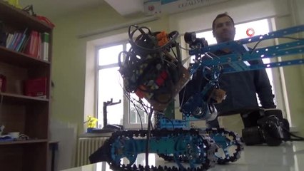 Öğrenciler Türk Askerleri İçin Bomba İmha Aracı Geliştirdi