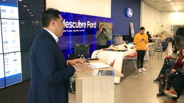 Presentación del Calendario Solidario 2019 de la Fundación del Málaga