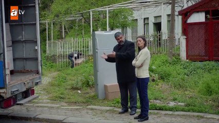 Büşra’yı çıldırtan ipucu! - Kırgın Çiçekler 81.Bölüm