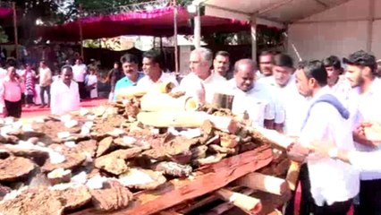 Ambareesh : ಅಂಬರೀಶ್ ಅಂತ್ಯಕ್ರಿಯೆಯ ಸಂಪೂರ್ಣ ಜವಾಬ್ದಾರಿಯನ್ನ ಹೊತ್ತಿದ್ದ ಎಚ್ ಡಿ ಕೆ | Oneindia Kannada