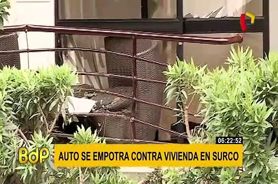 Surco: hombre en estado de ebriedad choca su vehículo en vivienda