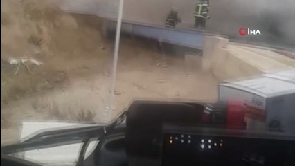 - İş yerinde çıkan yangın paniğe neden oldu