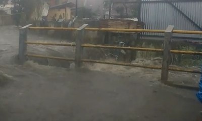 Diguyur Hujan, Banjir Rendam Permukiman di Bandung