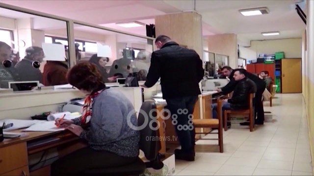 Ora News - Rama propozon ndryshimin e ligjit: Vetëm një banesë legalizohet, e dyta paguhet