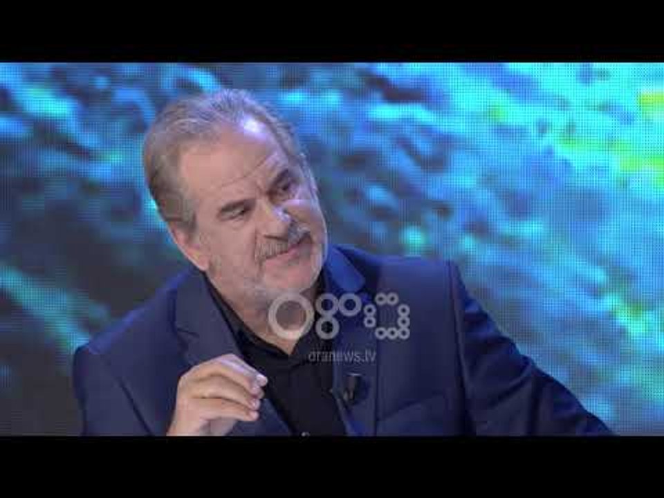 Ora News - Tili: Policia po tenton ta shesë protestën tek Unaza e Re si protestë huliganësh