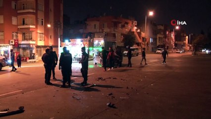 Hafif ticari araç ve otomobil çarpıştı: 1 yaralı