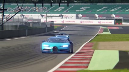 Descargar video: RACE:  Bugatti Chiron Racing VS Koenigsegg Regera GT  - Silverstone ✅ ✌