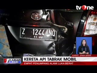 Kereta Tabrak Mobil, Empat Penumpang Luka Berat