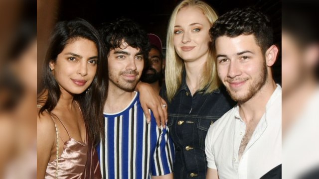 Priyanka Chopra & Nick Jonas Enjoy Dinner with Joe Jonas & Sofi Turner; Watch video | FilmiBeat