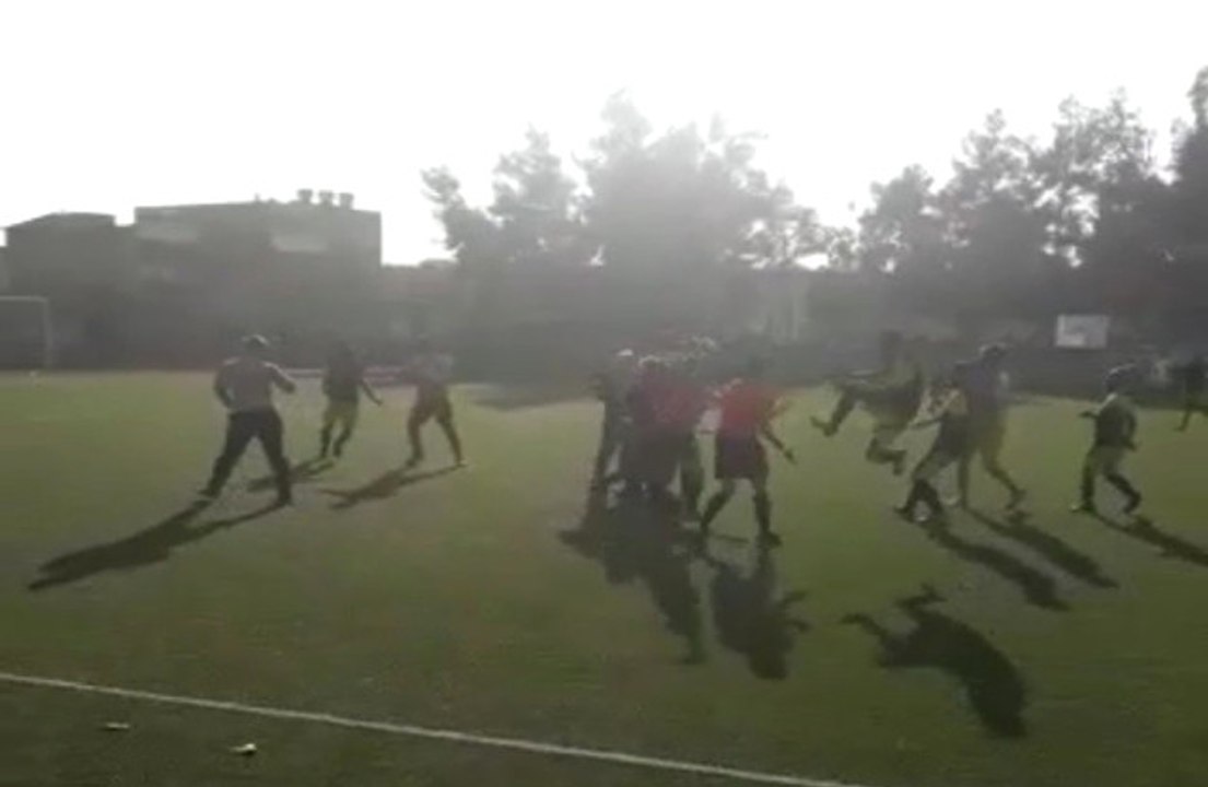 Hakeme Uçan Tekme