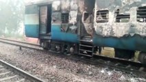 Coach of Kalka-Howrah Express train catches fire near Kurukshetra | OneIndia News
