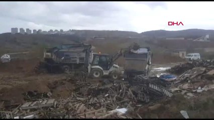 İstanbul- Tuzla'da Boş Araziye Kimyasal Atık Gömmüşler: 5 Gözaltı