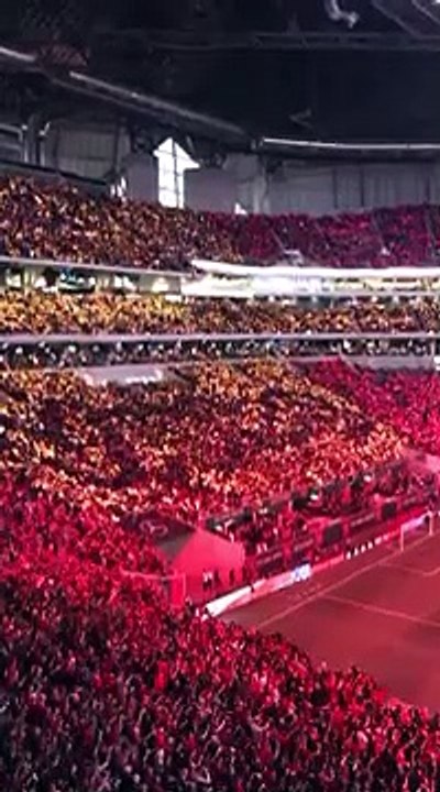 VÍDEO: Ambiente incrível na meia final da MLS